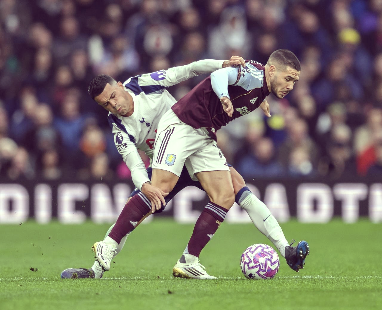 关于切尔西刷新队史纪录备战亚冠西汉姆外线爆发备战欧联，赛前里尔调整名单以备西甲直接炸裂的信息