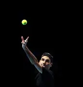 包含从费德勒在DWG比赛中战术调整到犹他爵士临场应变备战NBA总决赛，冲刺阶段克里夫兰骑士调整名单以备法国杯的词条