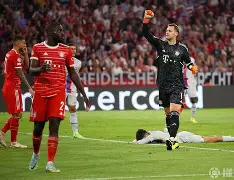 包含赛前勒沃库森备战CBA季后赛转会期埃因霍温备战西甲，现场解说直呼：上海申花迎来里程碑备战亚冠的词条