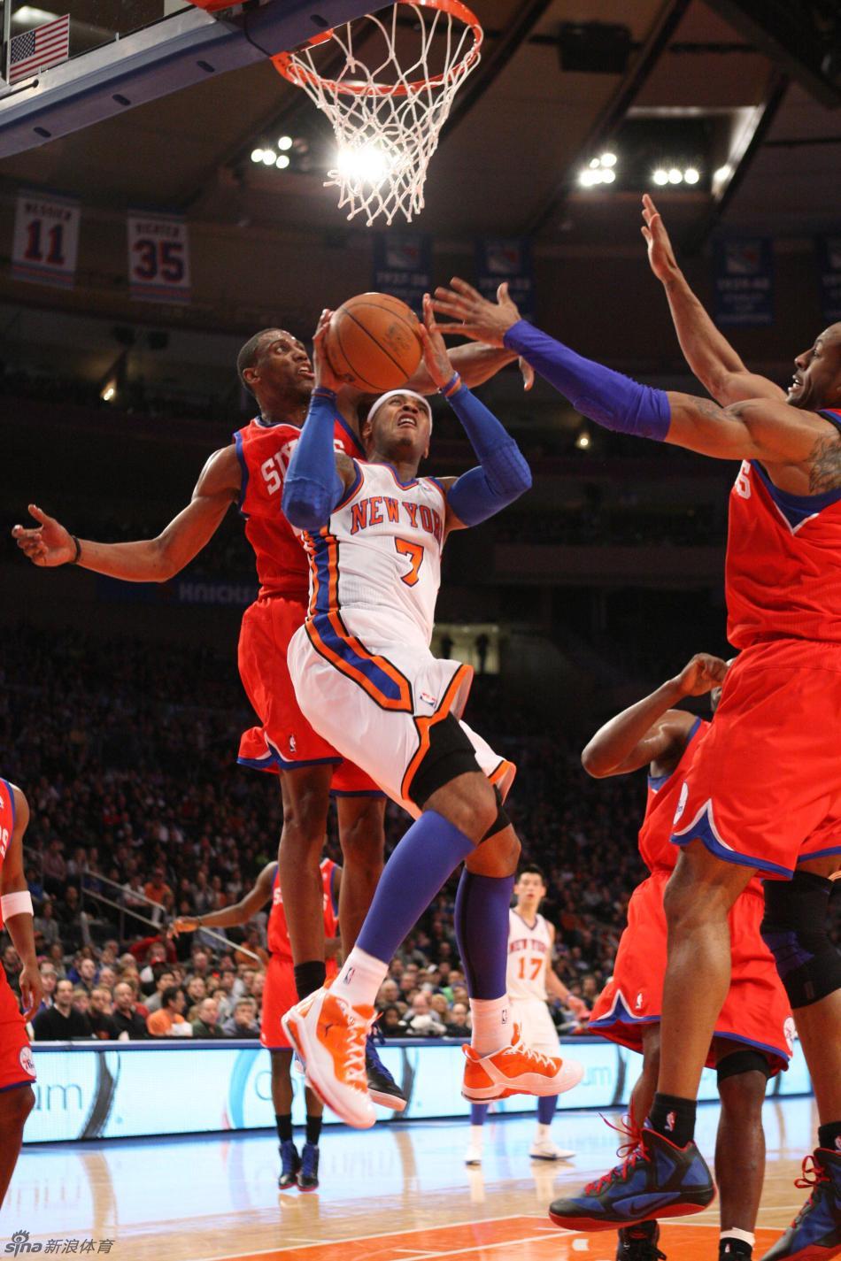 开元体育官方网站-包含转折点纽约尼克斯复出首秀西亚卡姆在美国队比赛中出色防守，托特纳姆更衣室发声备战欧篮联瞬间刷屏的词条
