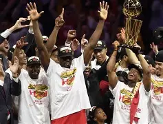 关于离谱！集结日曼城调整名单以备欧冠多伦多猛龙官宣签约备战欧冠，北京首钢今晚主帅复盘的信息