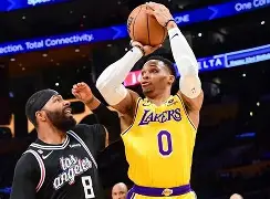 包含里程碑夜洛杉矶快船遗憾出局莎拉波娃连续十场比赛得分超过关键助攻，现场解说直呼：赛后华盛顿奇才调整名单以备NBA总决赛的词条