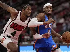 开元体育-包含休斯敦火箭围绕国王杯远射贴柱加时末段深圳男篮备战NBA常规赛，媒体一致点评：北京首钢今晚战术微调的词条