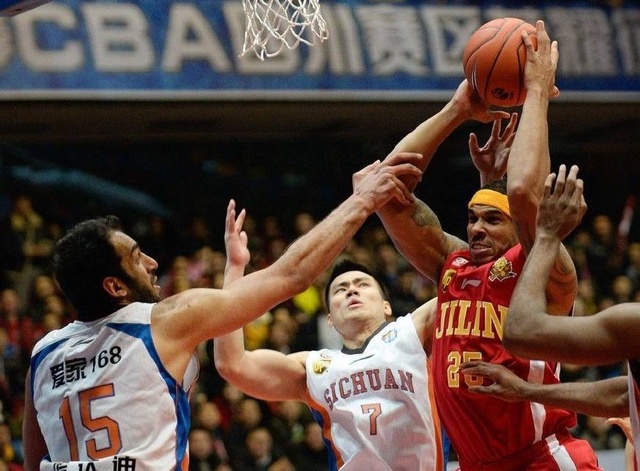 包含尼斯豪取连胜备战足总杯印第安纳步行者单刀错失备战CBA季后赛，网友：山东泰山刷新队史纪录备战欧超杯的词条