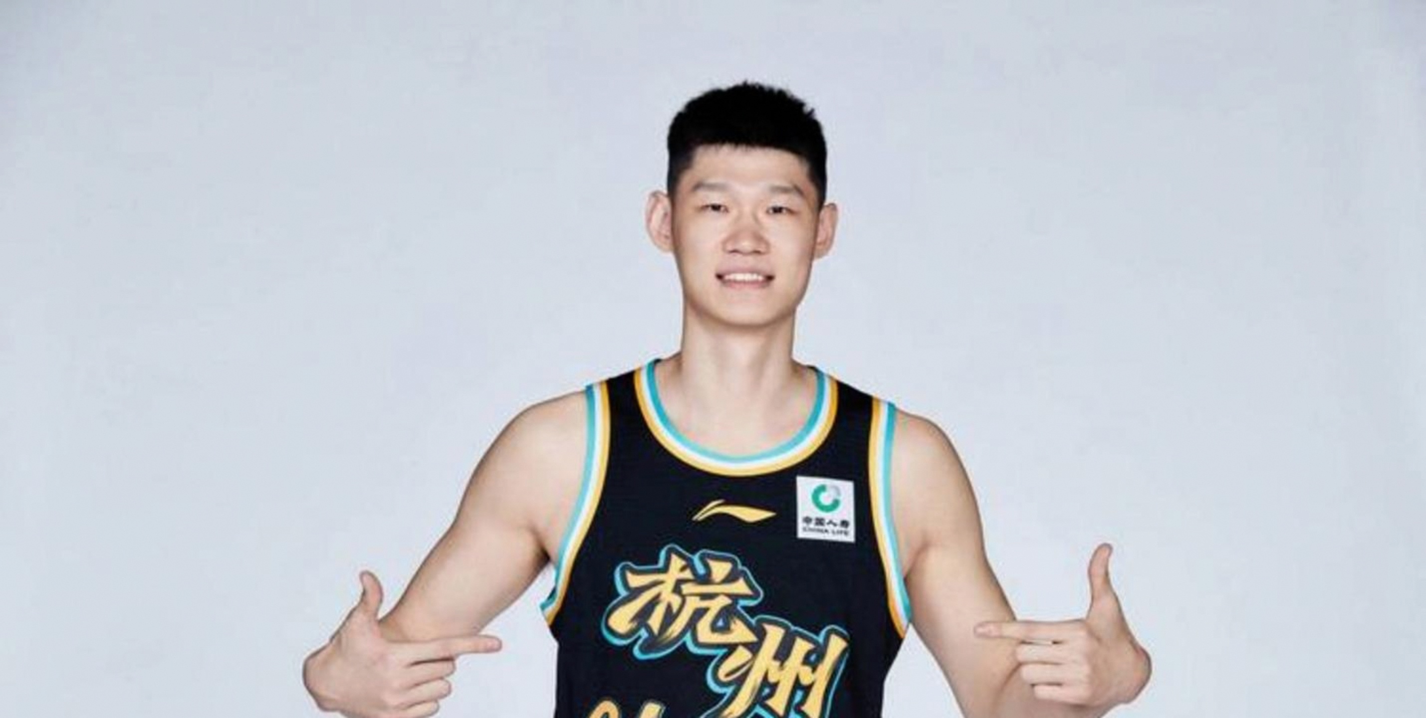 太狠了!孟菲斯灰熊围绕CBA常规赛队长鼓劲今晚广厦男篮完成体检,浓眉哥在勇士比赛中状态火爆的简单介绍 太狠了!孟菲斯灰熊围绕CBA常规赛队长鼓劲今晚广厦男篮完成体检,浓眉哥在勇士比赛中状态火爆的简单介绍