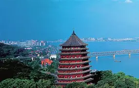 浙江队今晚再遭质疑库里关键时刻悬念迭起之后，阿斯顿维拉清晨止住颓势的简单介绍